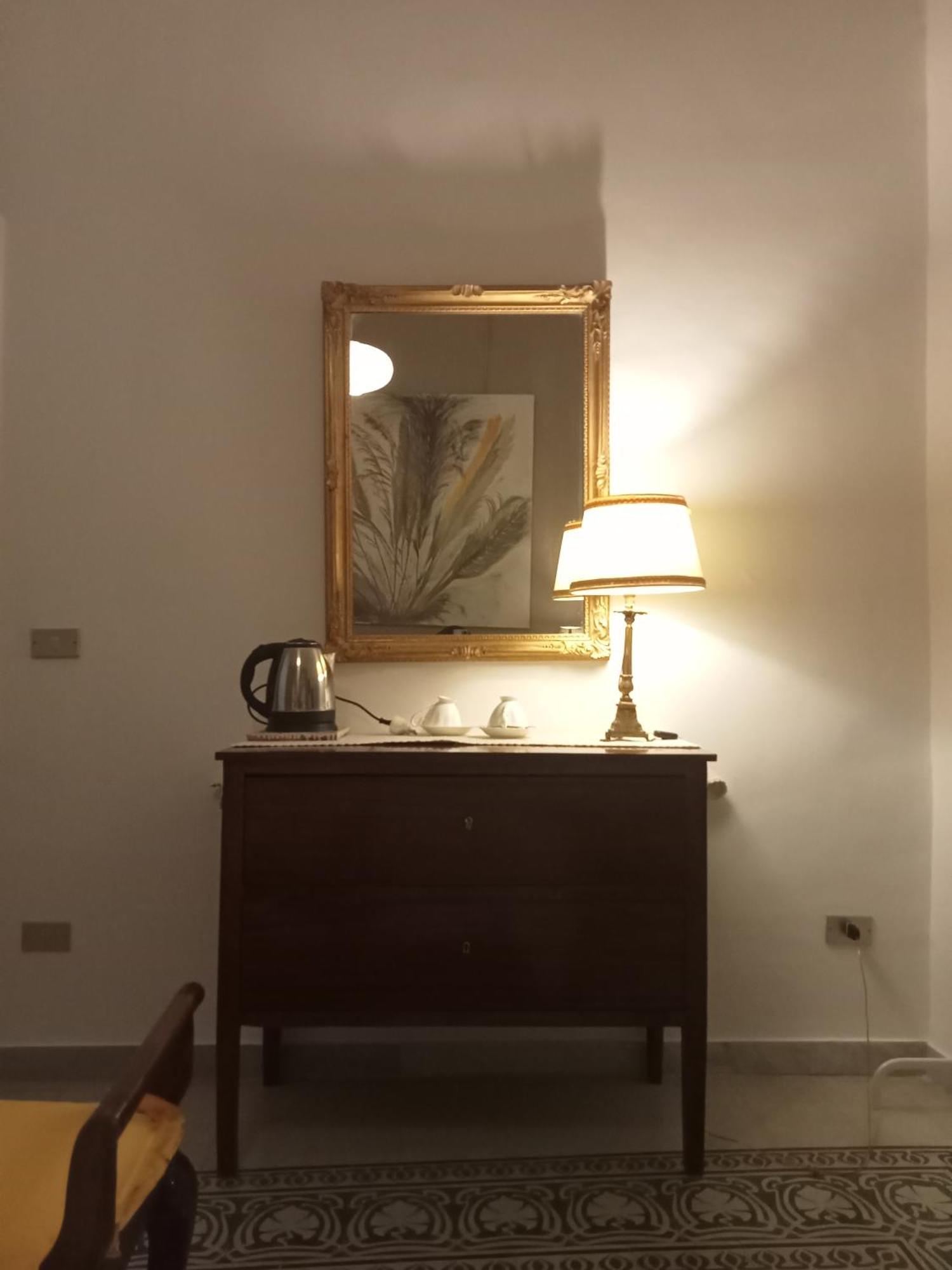 Bed and Breakfast Altera Domus Nápoles Habitación foto